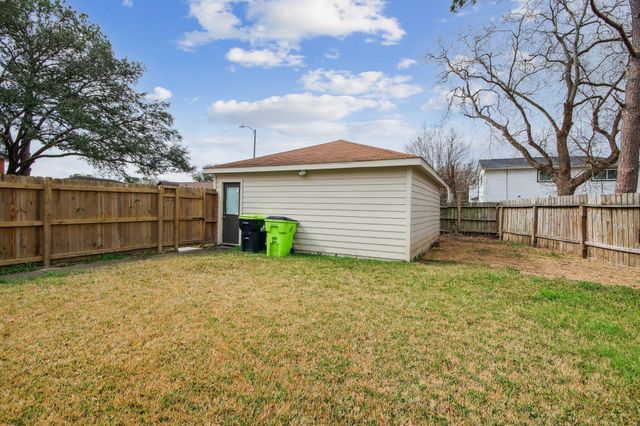 2818 Eaglerock Circle, Missouri City, TX 77489