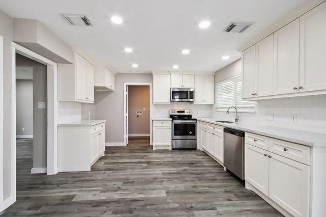 2818 Eaglerock Circle, Missouri City, TX 77489