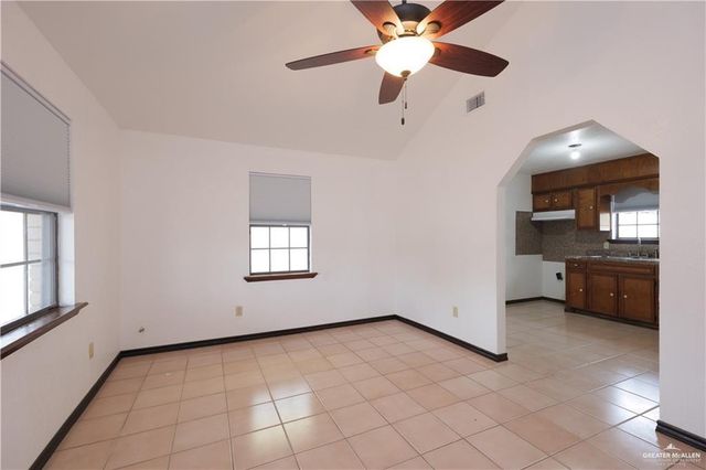 603 N Houston Street, Rio Grande City, TX 78582