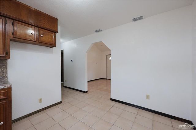 603 N Houston Street, Rio Grande City, TX 78582