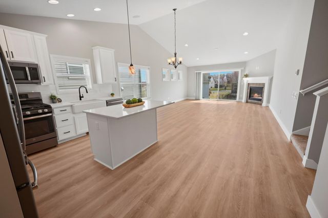 657 Copper Court, Waconia, MN 55387