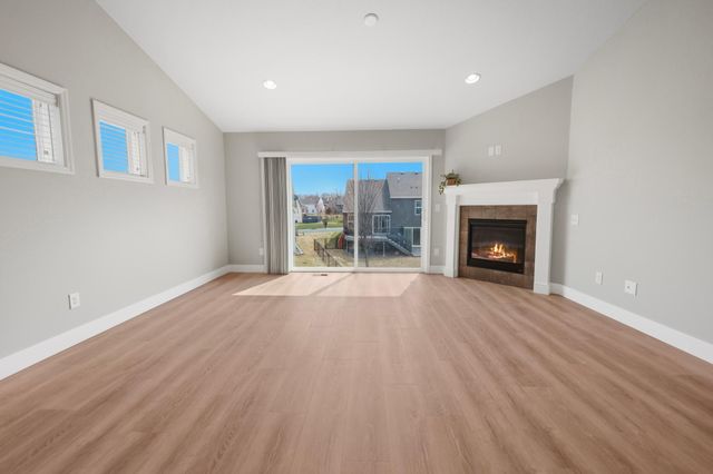 657 Copper Court, Waconia, MN 55387