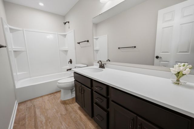 657 Copper Court, Waconia, MN 55387