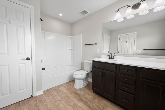 657 Copper Court, Waconia, MN 55387