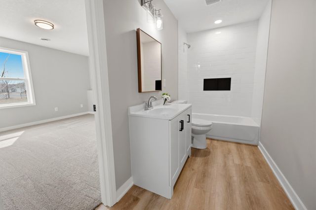 657 Copper Court, Waconia, MN 55387