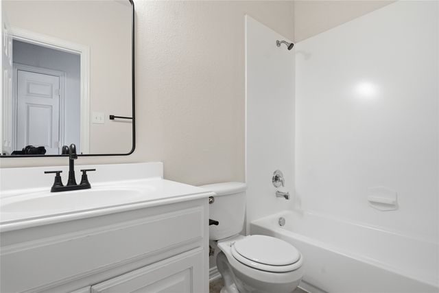 10202 Fairway Vista Drive, Rowlett, TX 75089