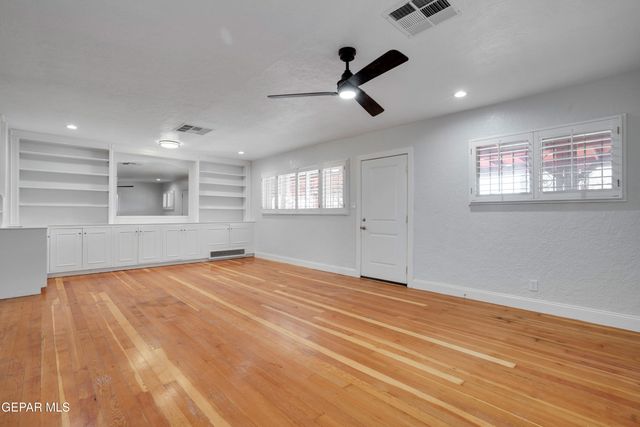 3030 Aurora Avenue, El Paso, TX 79930