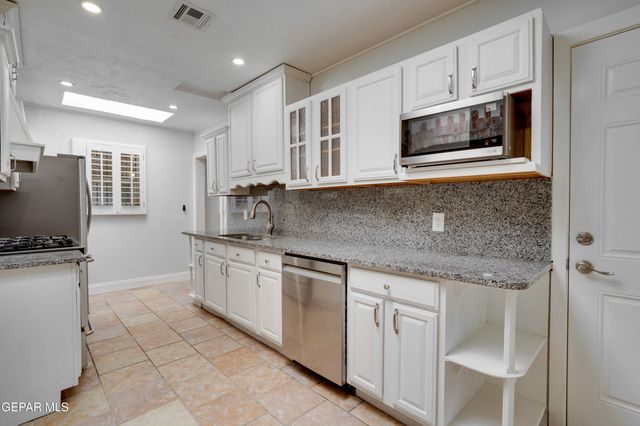 3030 Aurora Avenue, El Paso, TX 79930