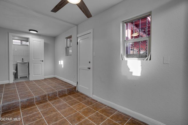 3030 Aurora Avenue, El Paso, TX 79930