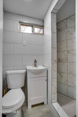 3030 Aurora Avenue, El Paso, TX 79930