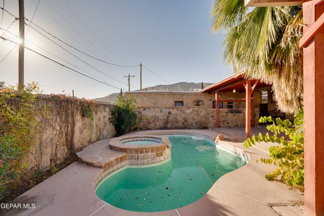 3030 Aurora Avenue, El Paso, TX 79930