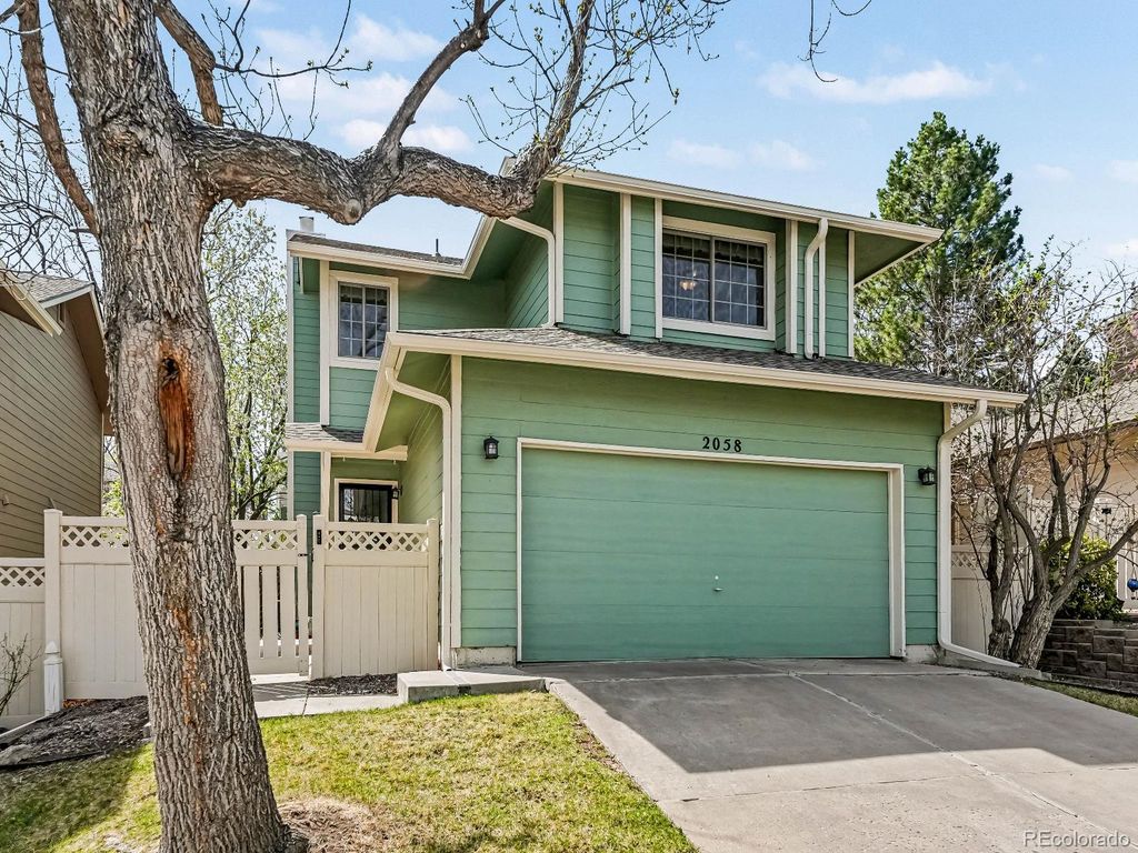 2058 E Phillips Place, Centennial, CO 80122