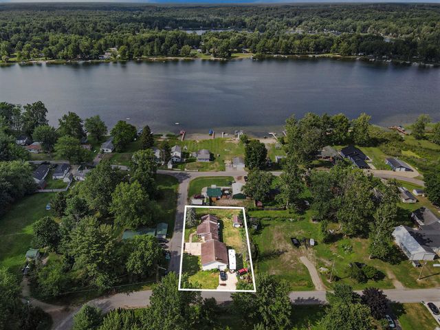 46778 Sycamore Drive, Bangor, MI 49013