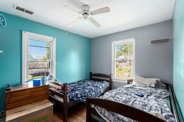 46778 Sycamore Drive, Bangor, MI 49013