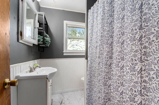 46778 Sycamore Drive, Bangor, MI 49013