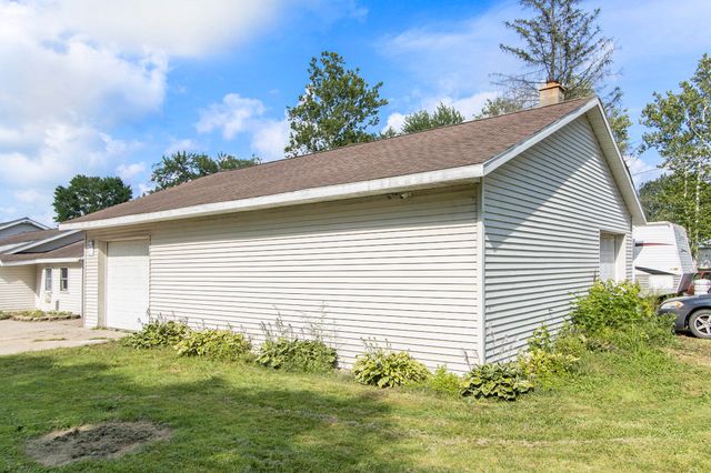 46778 Sycamore Drive, Bangor, MI 49013