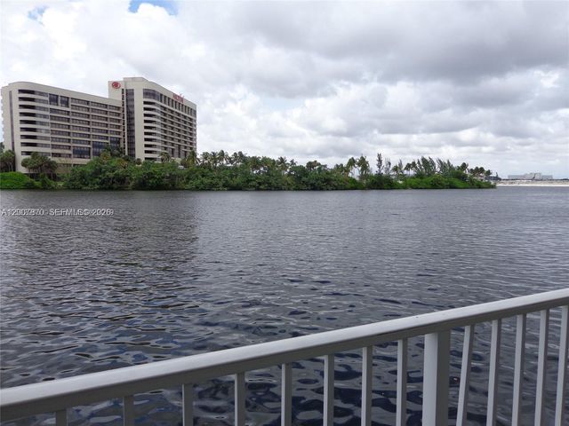 5091 NW 7th St 711, Miami, FL 33126