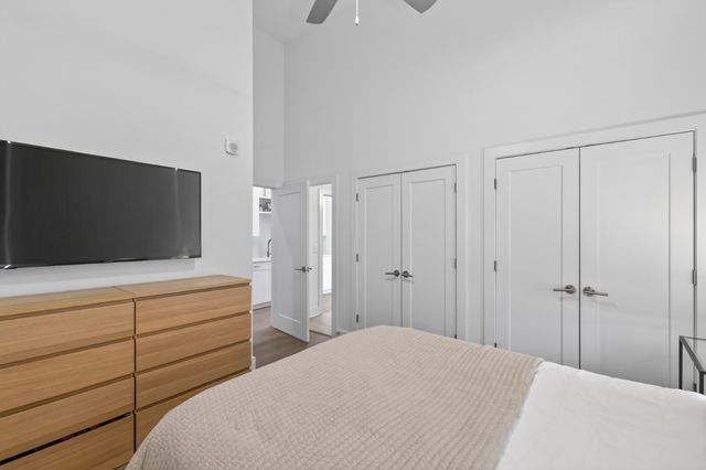 1041 E Trinity Ln Apt 116, Nashville, TN 37216