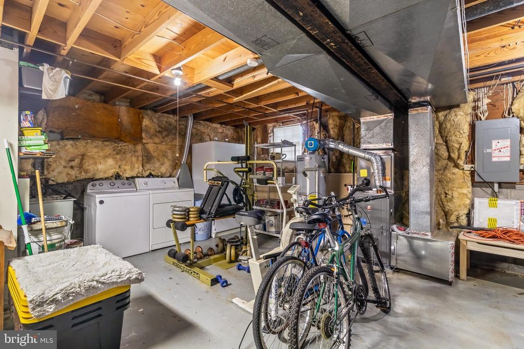 Image 41 of property listing at 5252 W BONIWOOD TURN, Clinton, MD 20735