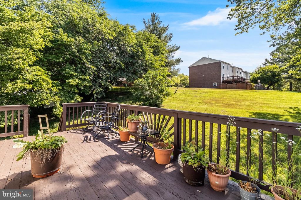Image 42 of property listing at 5252 W BONIWOOD TURN, Clinton, MD 20735
