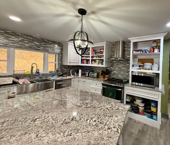 1047 Evergreen Road, Flat Lick, KY 40935