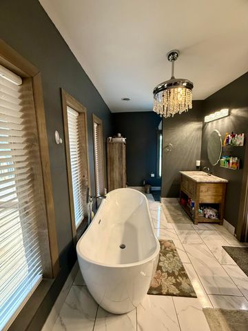 1047 Evergreen Road, Flat Lick, KY 40935