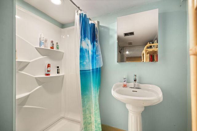 1047 Evergreen Road, Flat Lick, KY 40935