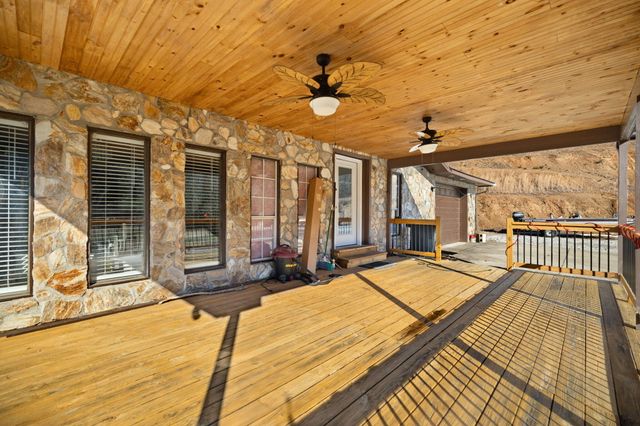 1047 Evergreen Road, Flat Lick, KY 40935