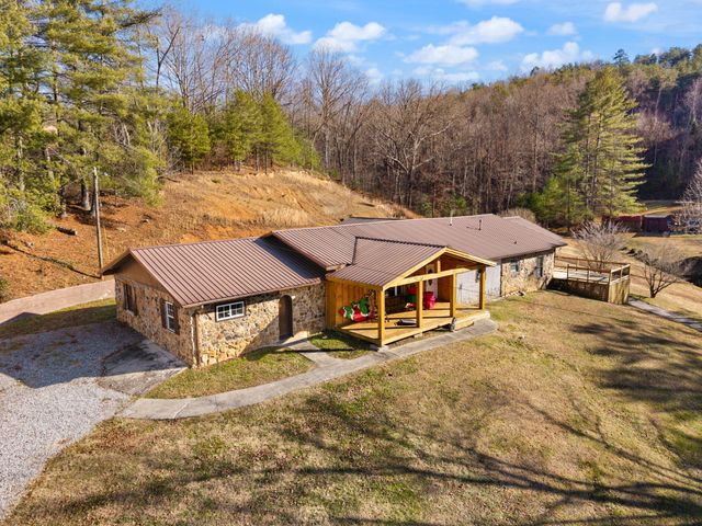 1047 Evergreen Road, Flat Lick, KY 40935