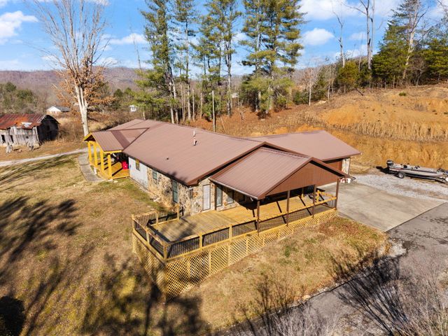 1047 Evergreen Road, Flat Lick, KY 40935