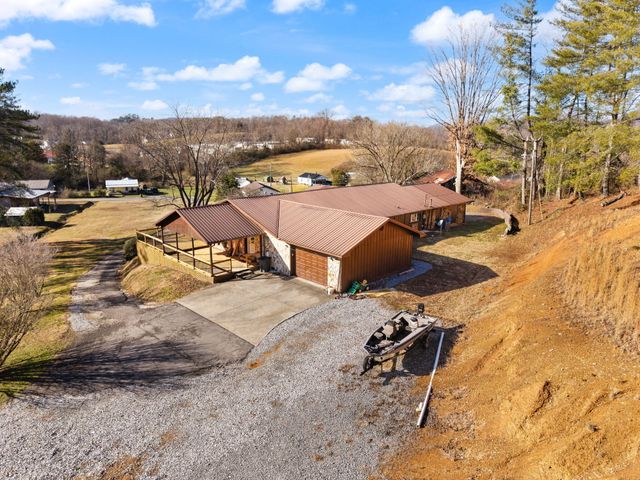 1047 Evergreen Road, Flat Lick, KY 40935