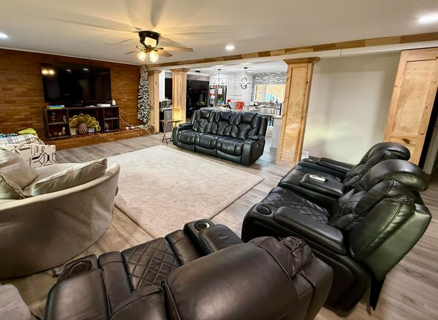 1047 Evergreen Road, Flat Lick, KY 40935