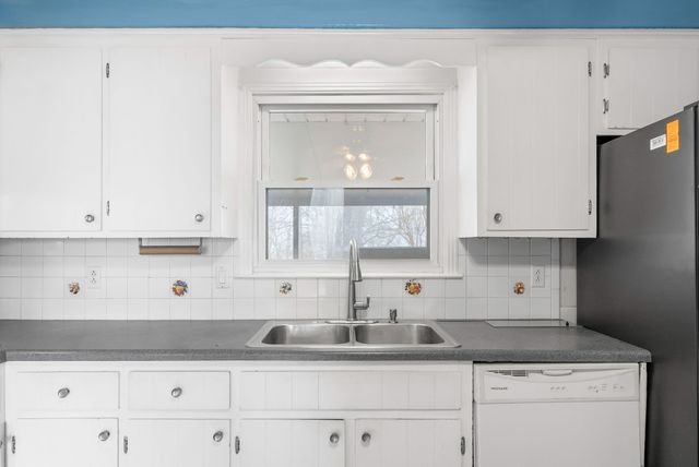 233 Pine Mountain Rd, Clarksville, TN 37042