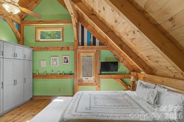 270 Upper Herron Cove Road, Weaverville, NC 28787