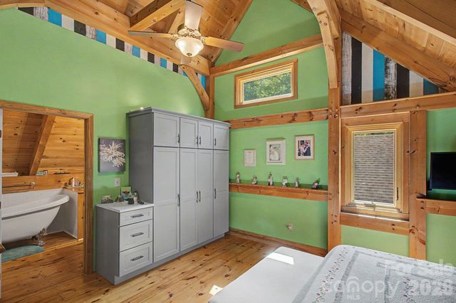 270 Upper Herron Cove Road, Weaverville, NC 28787