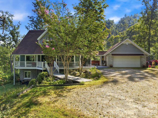 270 Upper Herron Cove Road, Weaverville, NC 28787