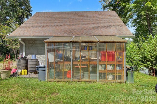 270 Upper Herron Cove Road, Weaverville, NC 28787