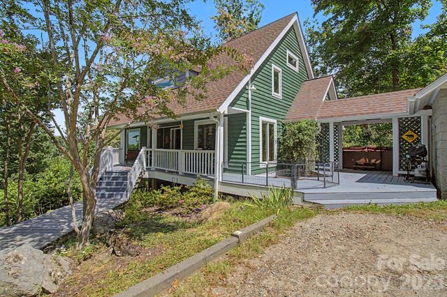 270 Upper Herron Cove Road, Weaverville, NC 28787