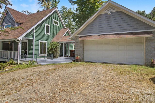 270 Upper Herron Cove Road, Weaverville, NC 28787