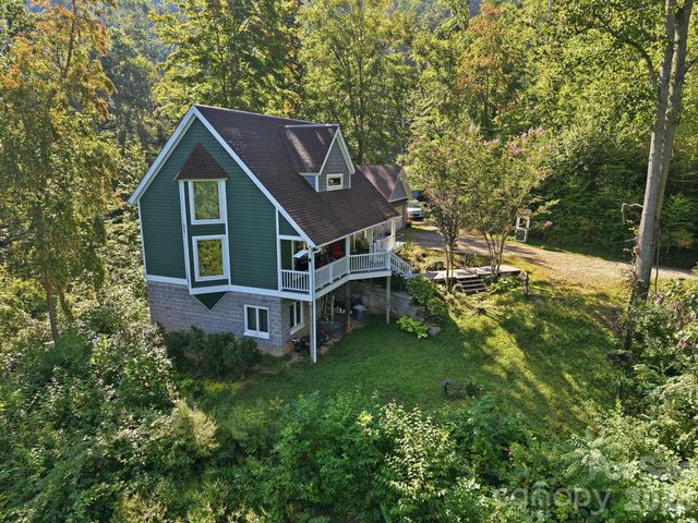 270 Upper Herron Cove Road, Weaverville, NC 28787