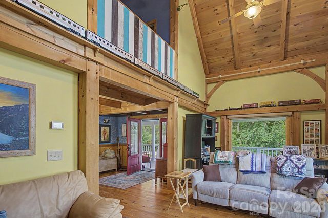 270 Upper Herron Cove Road, Weaverville, NC 28787