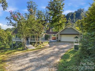 270 Upper Herron Cove Road, Weaverville, NC 28787