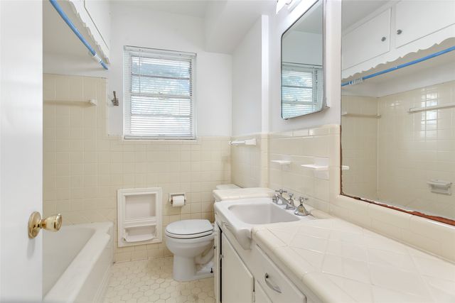 6506 SAINT MORITZ, Dallas, TX 75214