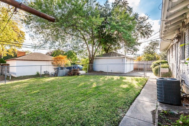 6506 SAINT MORITZ, Dallas, TX 75214
