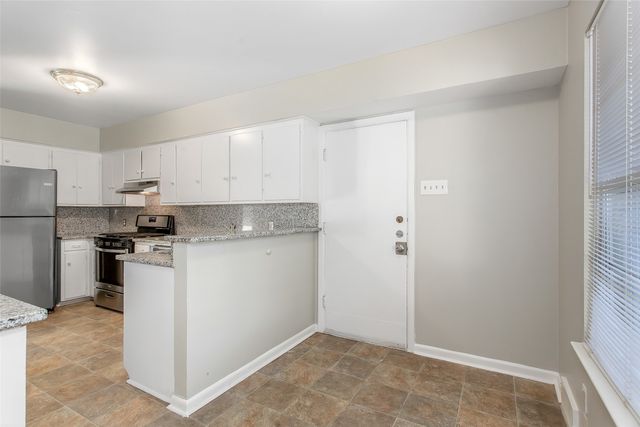 6506 SAINT MORITZ, Dallas, TX 75214