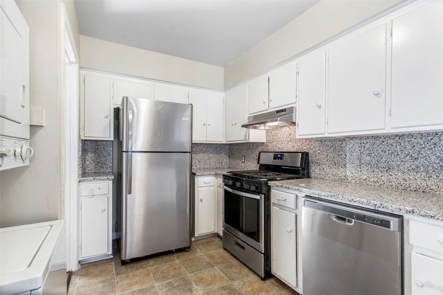 6506 SAINT MORITZ, Dallas, TX 75214