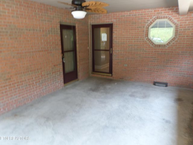 5014 Fairgrounds Place, Kingston, TN 37763