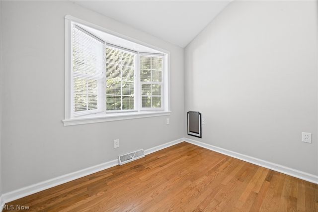 444 Canterbury Road, Bay Village, OH 44140