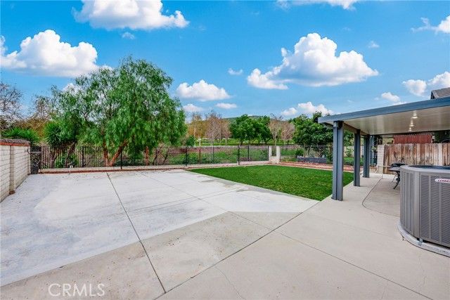 6027 Ridgegate, Chino Hills, CA 91709