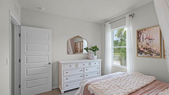 8391 MADRID STREET, Lakeland, FL 33810